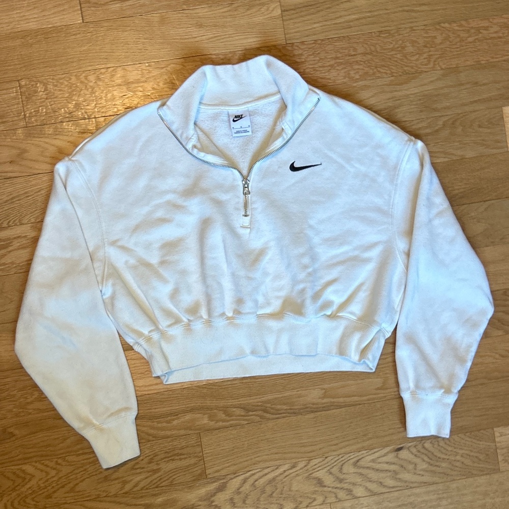 Cropped Nike quarter zip